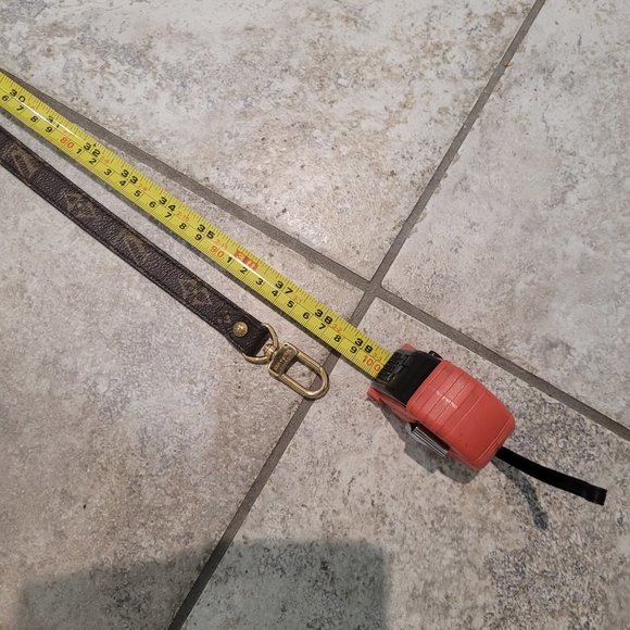 UNISEX~LOUIS VUITTON~ MONOGRAM~SHOULDER STRAP~ 38.75" - Picture 13 of 16